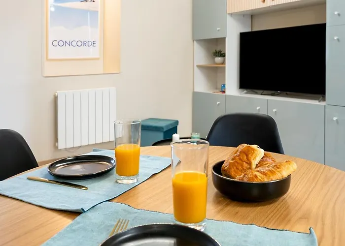 La Perle De - Ideal Pro - Netflix - Proche Parc Asterix & Chantilly - Parking Public Gratuit - Wifi * Laigneville